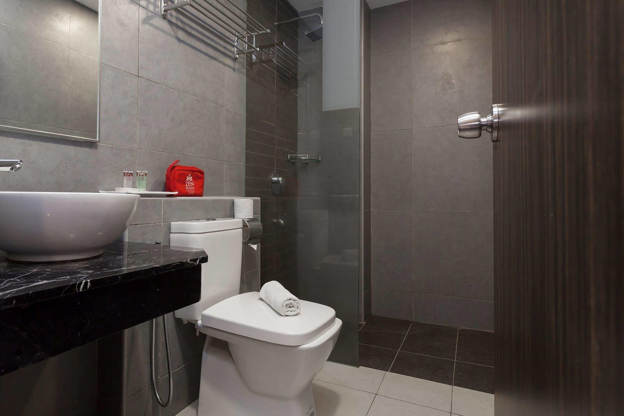 Zen Rooms Near Sogo Kuala Lumpur Exterior photo
